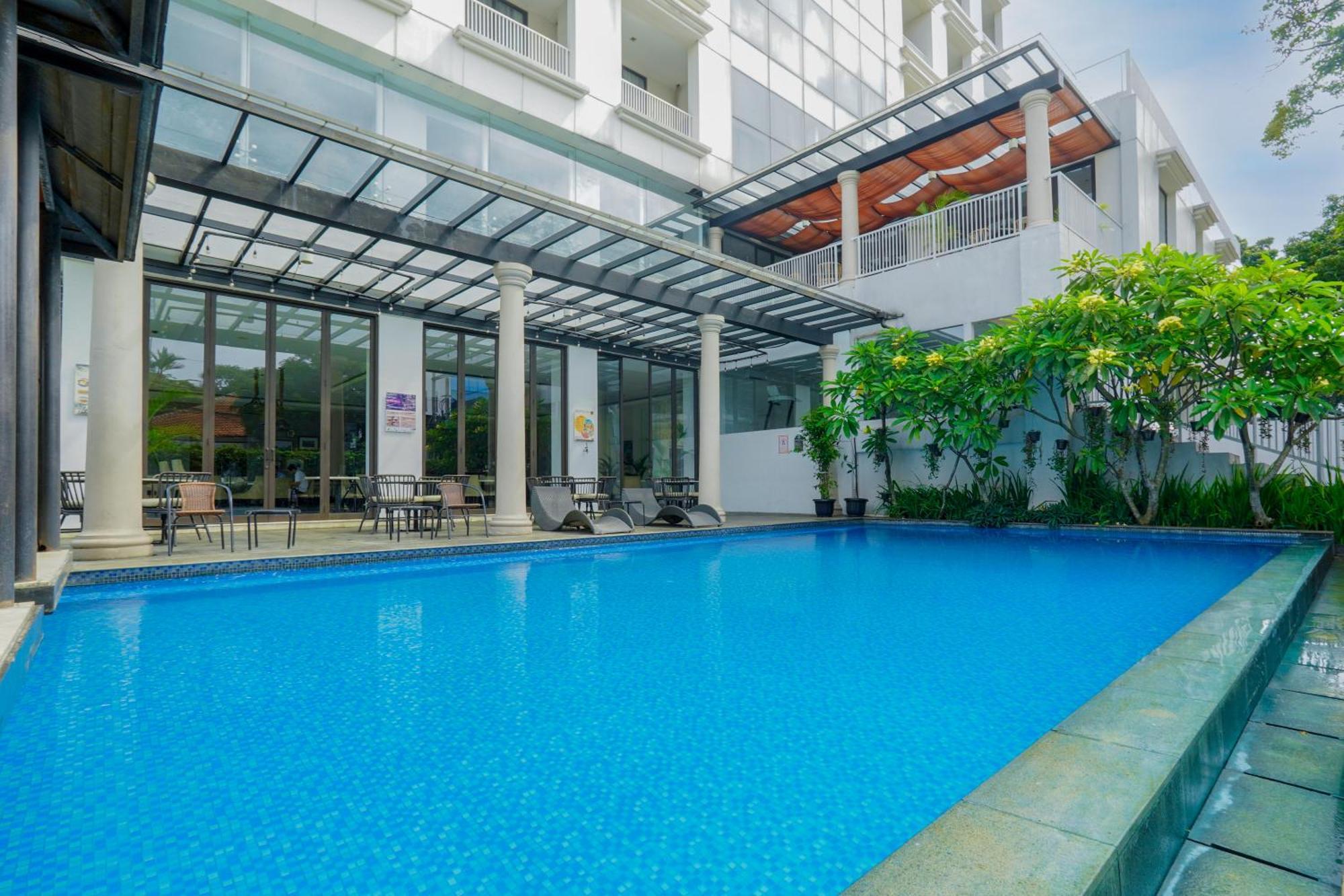 Royal Padjadjaran Hotel Bogor Exterior foto